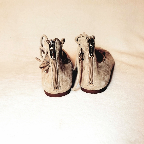 VINCE CAMUTO LEATHER FLATS ANKLE TIE New SIZE 7.5 - Picture 5 of 6